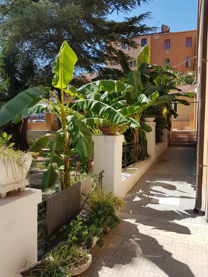 Hotel Casa dei Talenti Cagliari Esterno foto